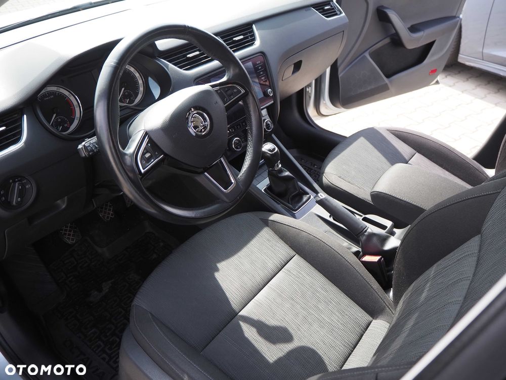 Skoda Octavia - 3