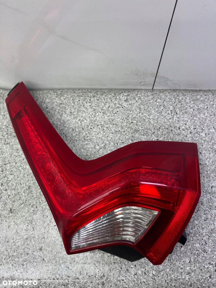 lampa prawy tył volvo v60 ii 2013-2018 31395929 - 5