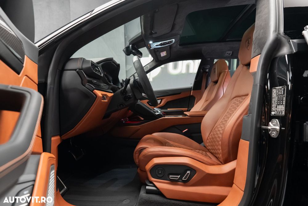 Lamborghini Urus - 15