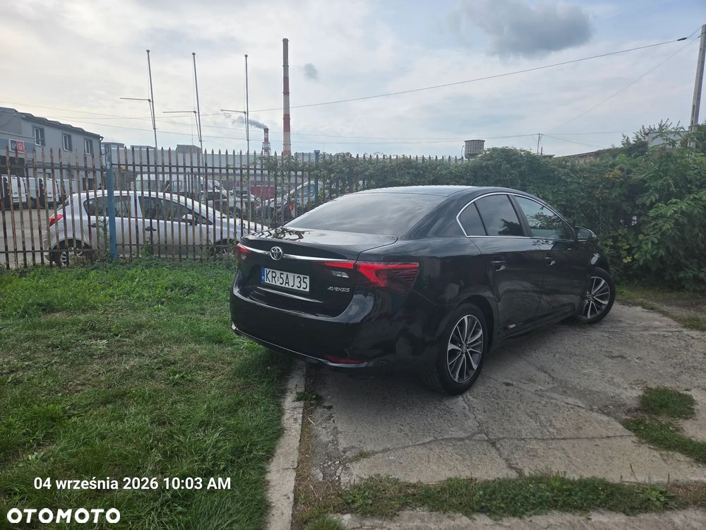 Toyota Avensis 1.8 Premium MS - 4