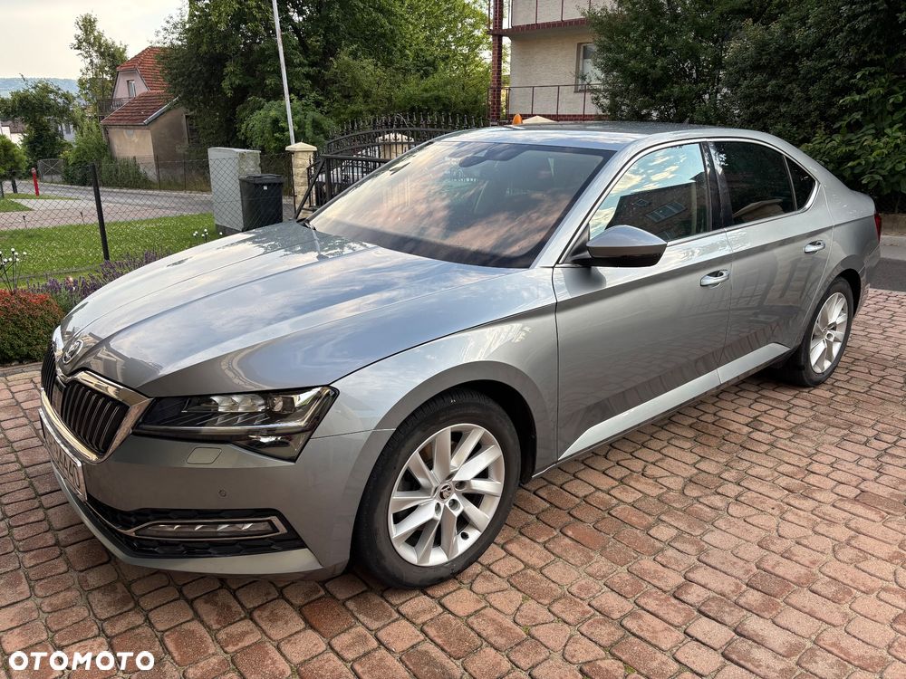 Skoda Superb 2.0 TDI SCR Style DSG - 1
