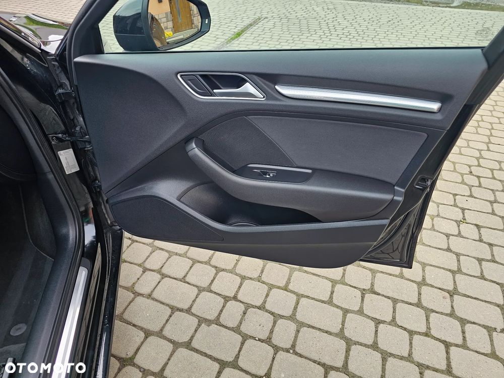 Audi A3 Sportback 2.0 TDI Ambiente - 20