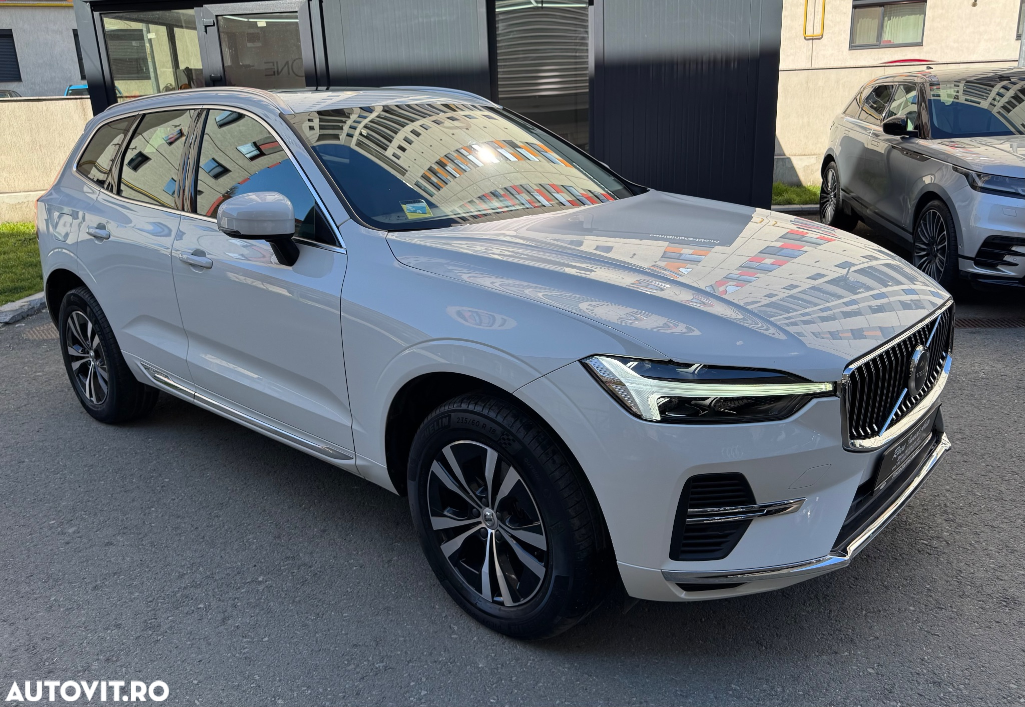 Volvo XC 60 T6 AWD Recharge Geartronic Inscription Expression - 3