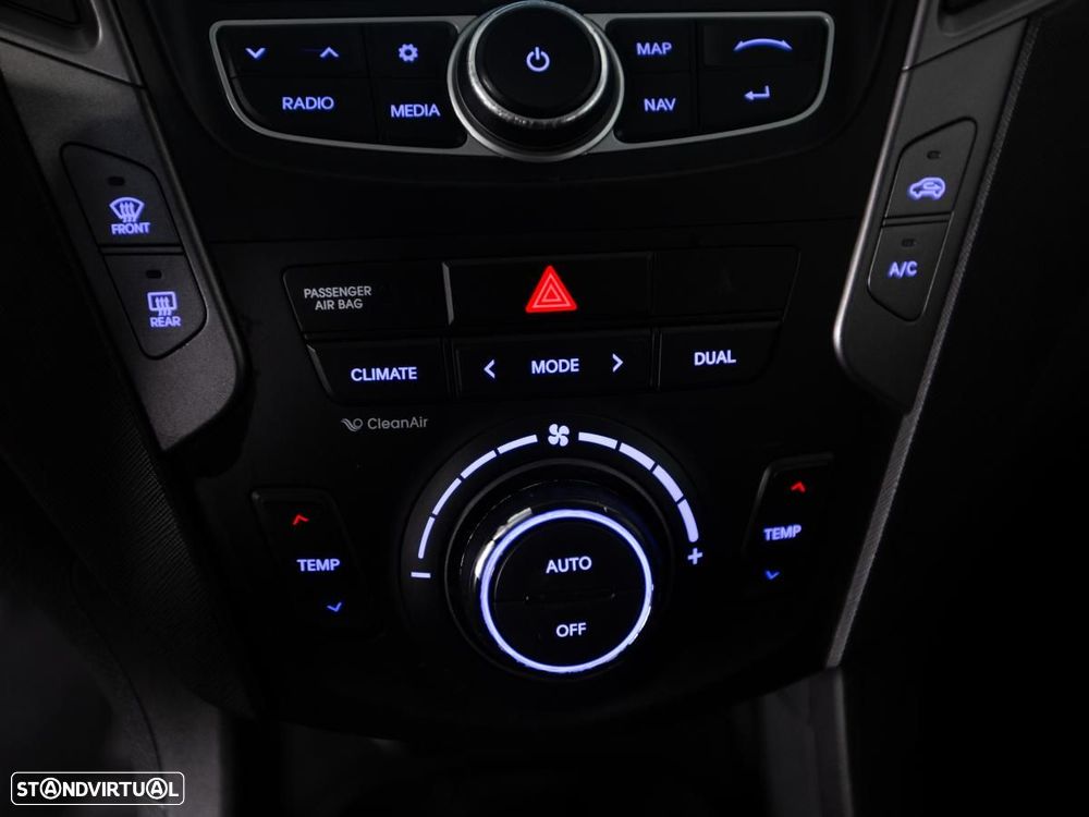 Hyundai Santa Fe - 18