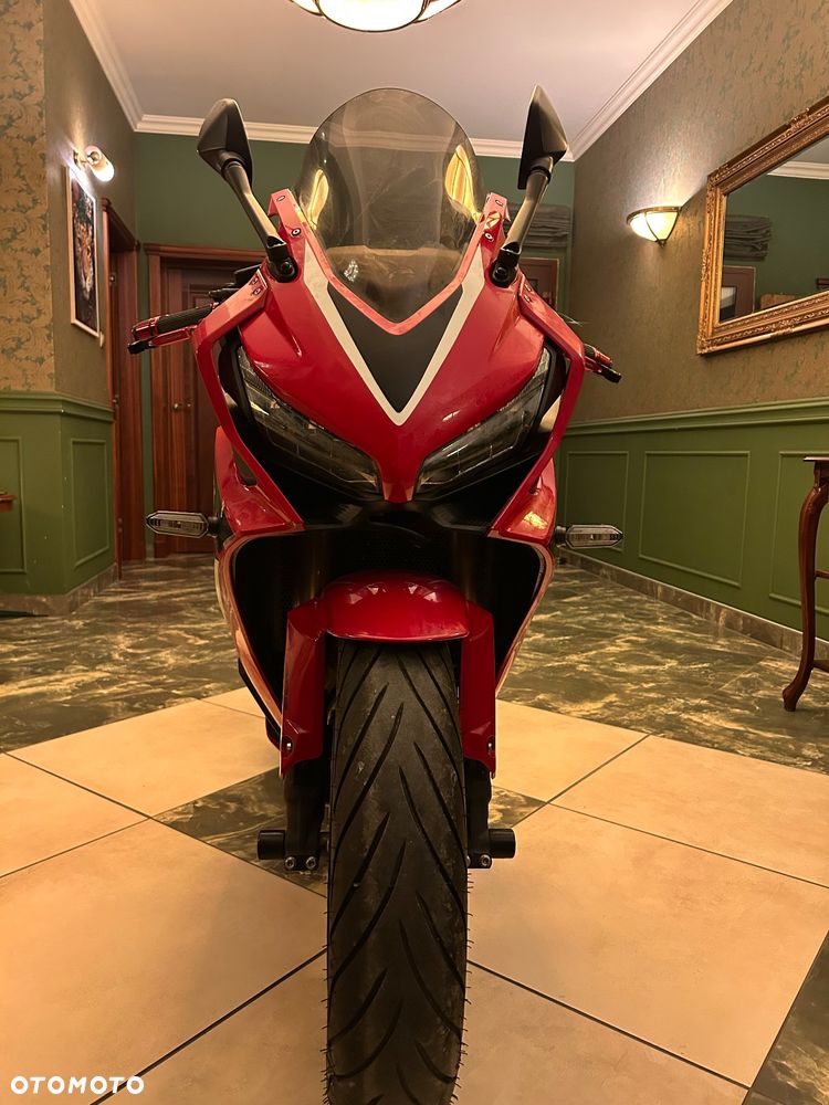 Honda CBR - 2