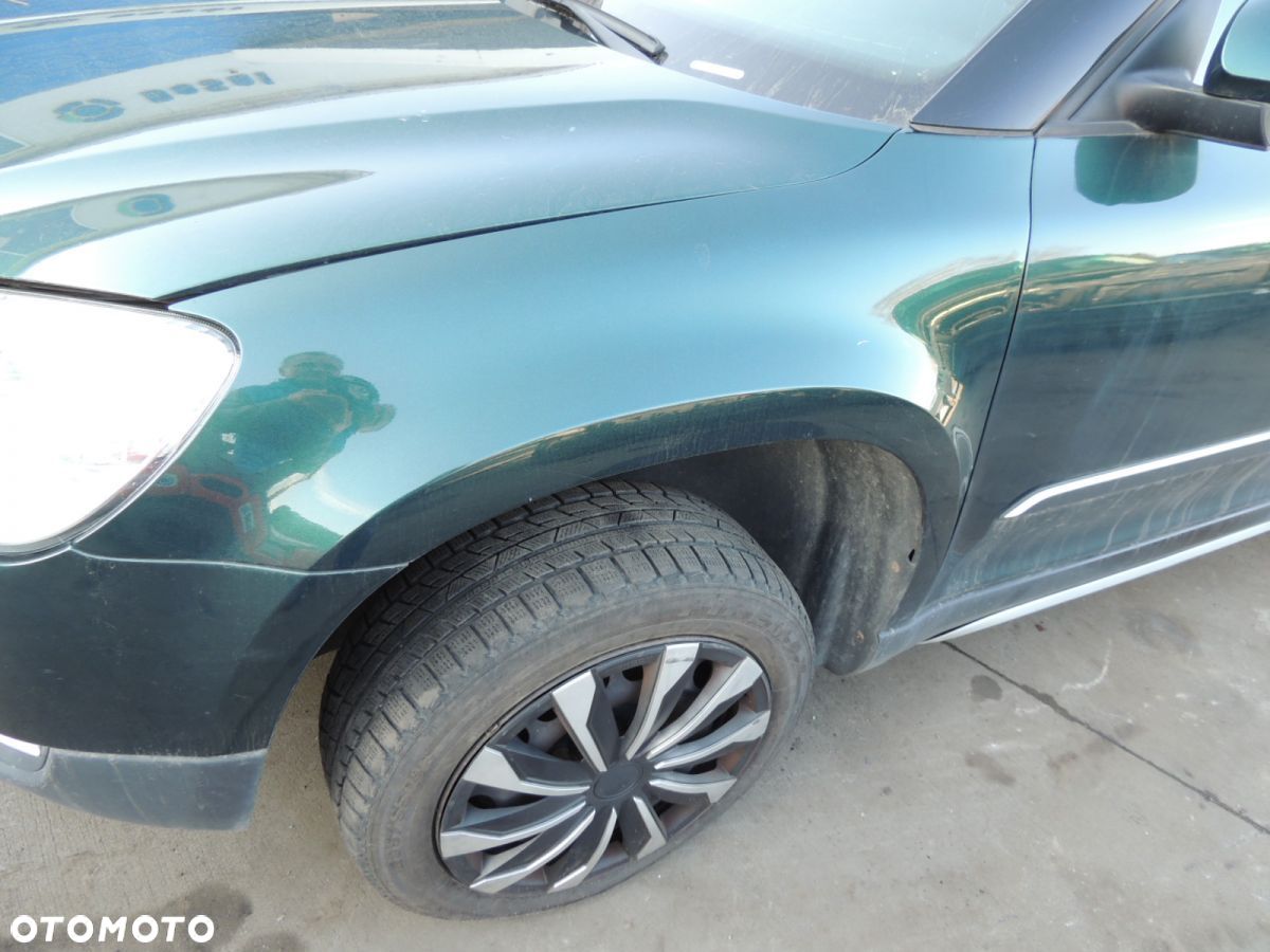Błotnik lewy SKODA Yeti '10 5L  4x4 - 1