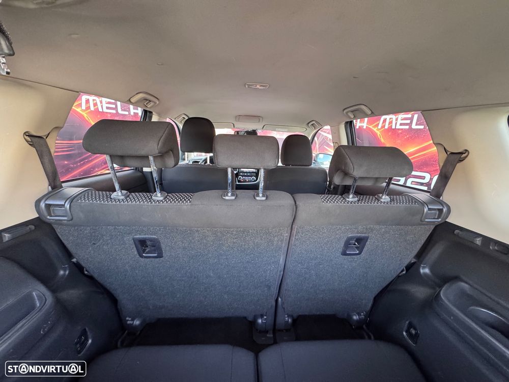 Mitsubishi Outlander 2.2 DI-D Instyle Navi 4WD - 14