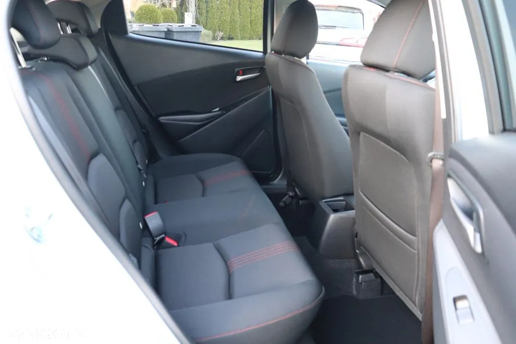 Mazda 2 SKYACTIV-G 90 Red Sports Edition - 6