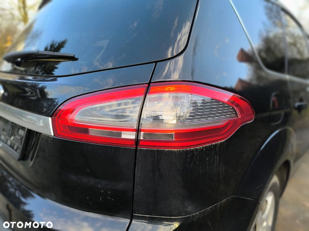 Ford S-Max 2.0 TDCi DPF Titanium X - 26