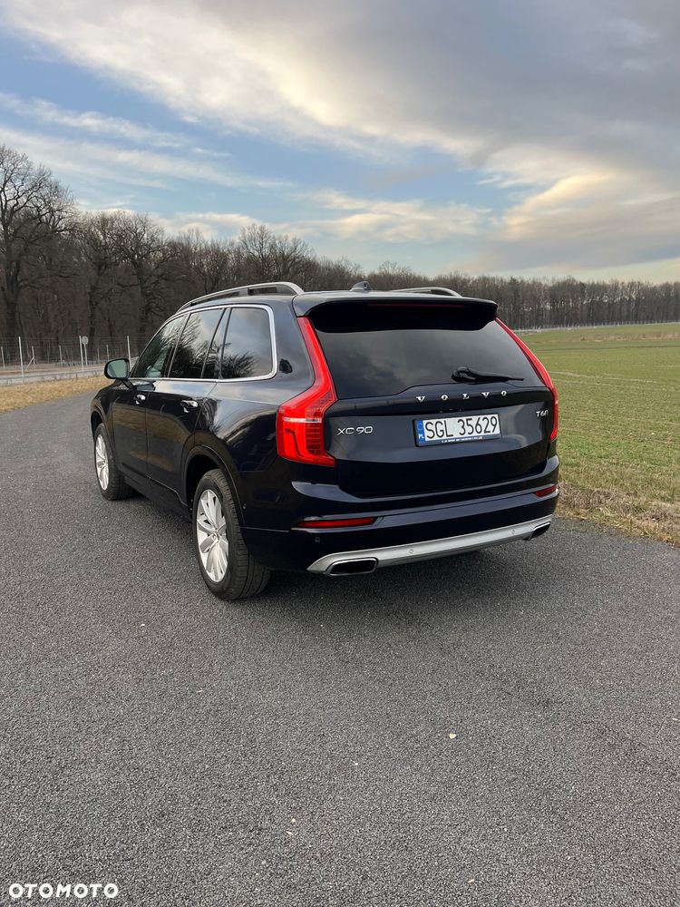 Volvo XC 90 T6 AWD Momentum 7os - 33