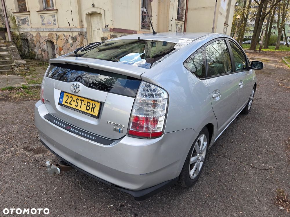 Toyota Prius 1.5 VVT-i Prestige - 21