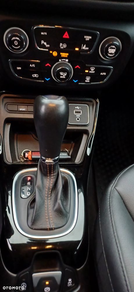 Jeep Compass 1.3 TMair Limited FWD S&S DDCT - 12