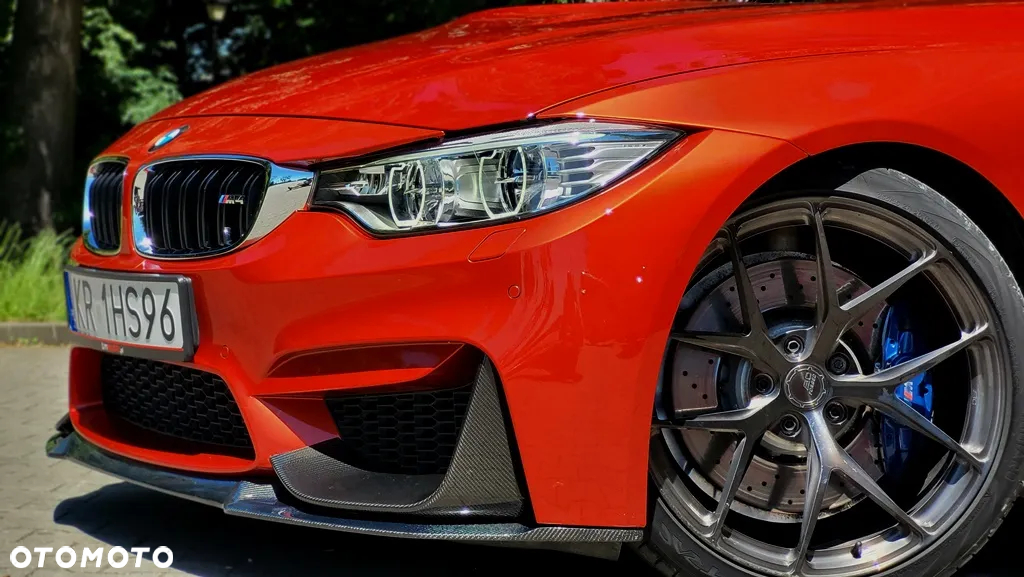 BMW M4 Standard - 24