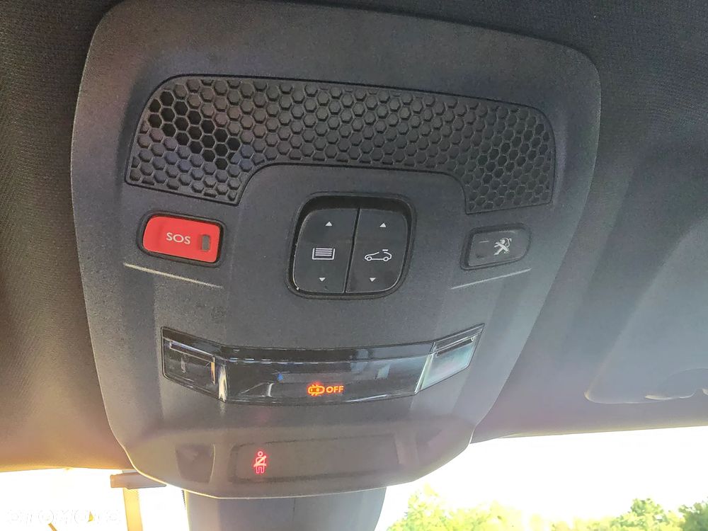 Peugeot 508 1.6 PureTech First Edition S&S EAT8 - 30