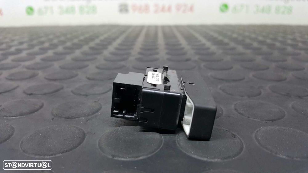 CONTROLE DE BLOQUEIO DE PORTA VOLKSWAGEN TOUAREG (7LA) TDI R5 - 5