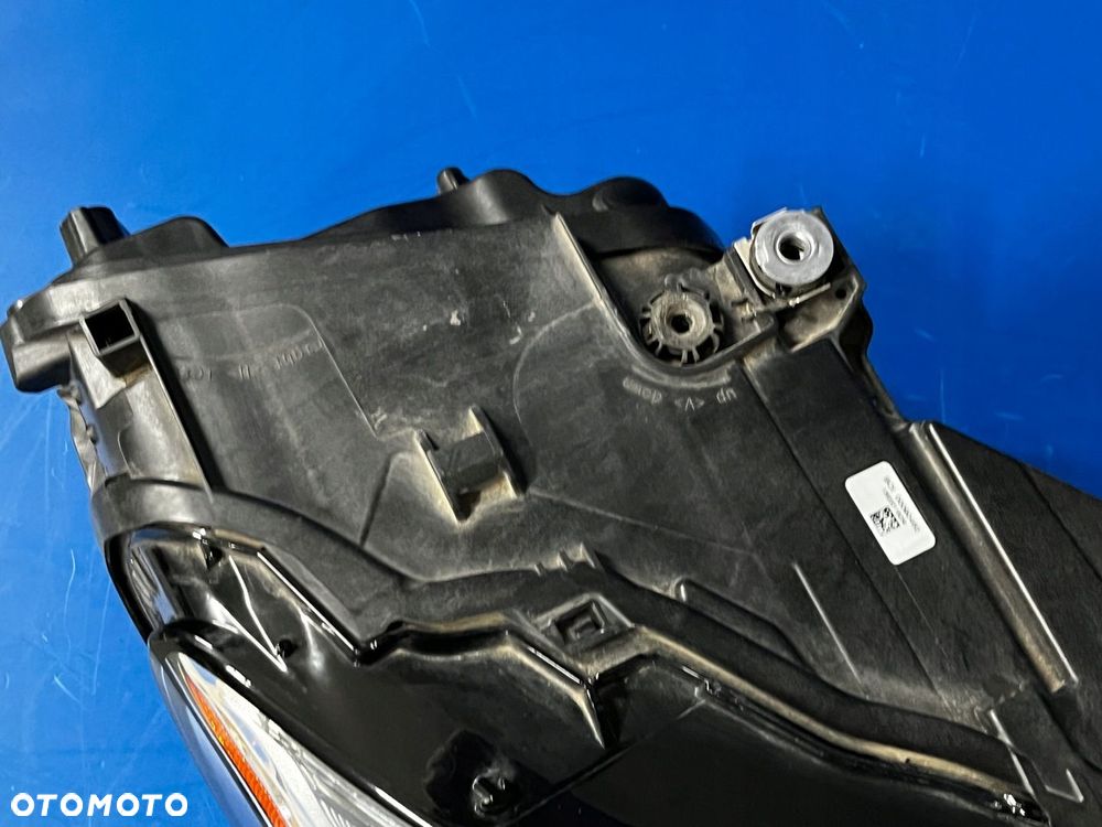 PRAWY FULL LED AUDI Q7 4M0 LIFT ORYGINAŁ USA BDB - 6