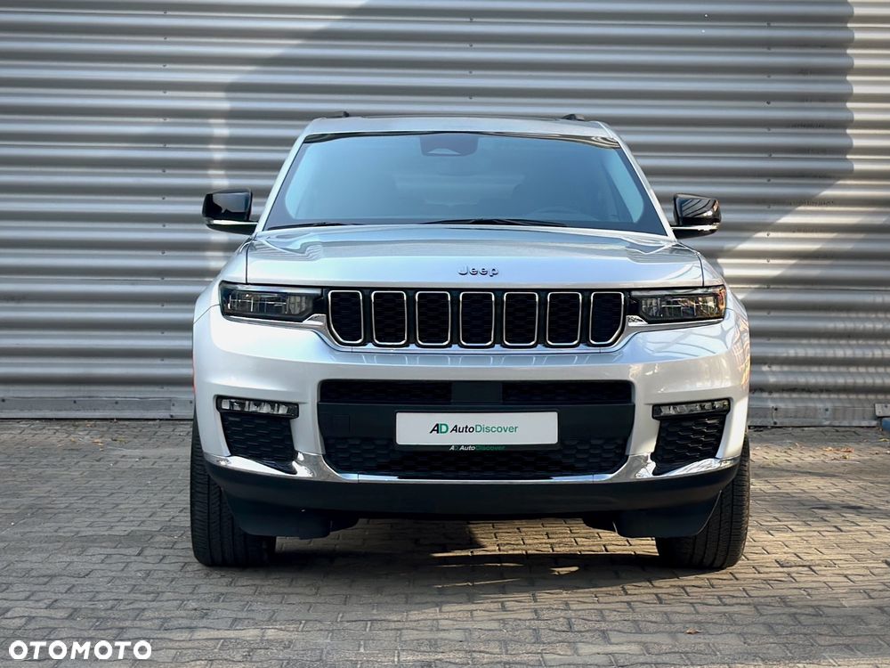 Jeep Grand Cherokee - 11
