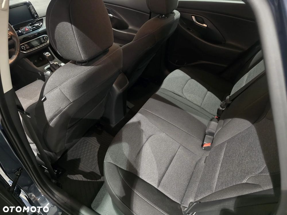 Hyundai i30 1.5 T-GDI 48V Smart - 9