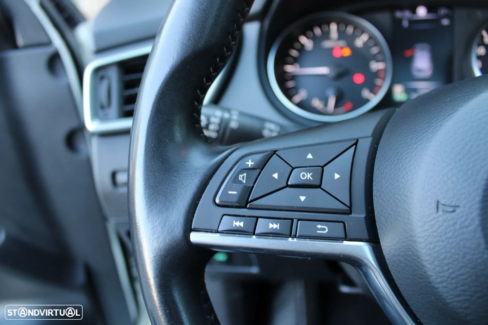 Nissan Qashqai 1.6 dCi 360 Pack S Xtronic - 33