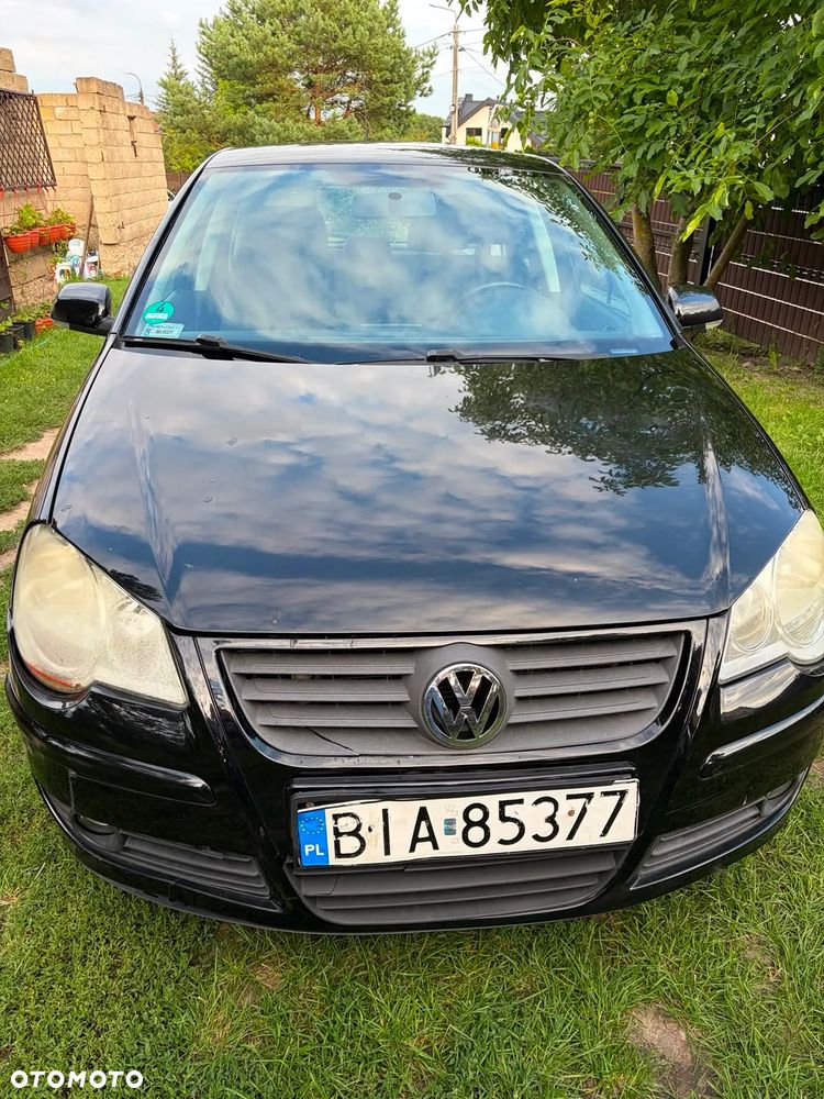 Volkswagen Polo - 2