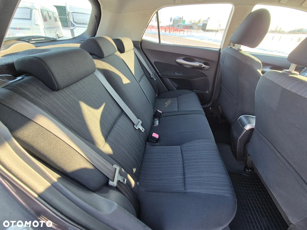 Toyota Auris 2.0 D-4D Sol - 18