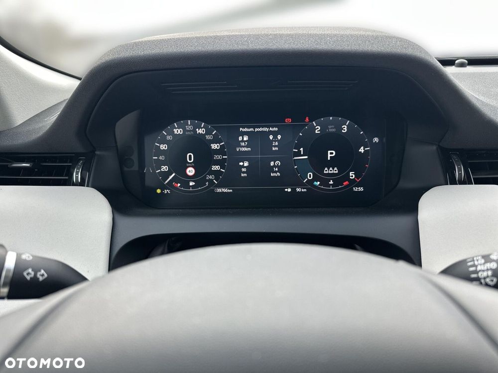 Land Rover Discovery Sport - 18