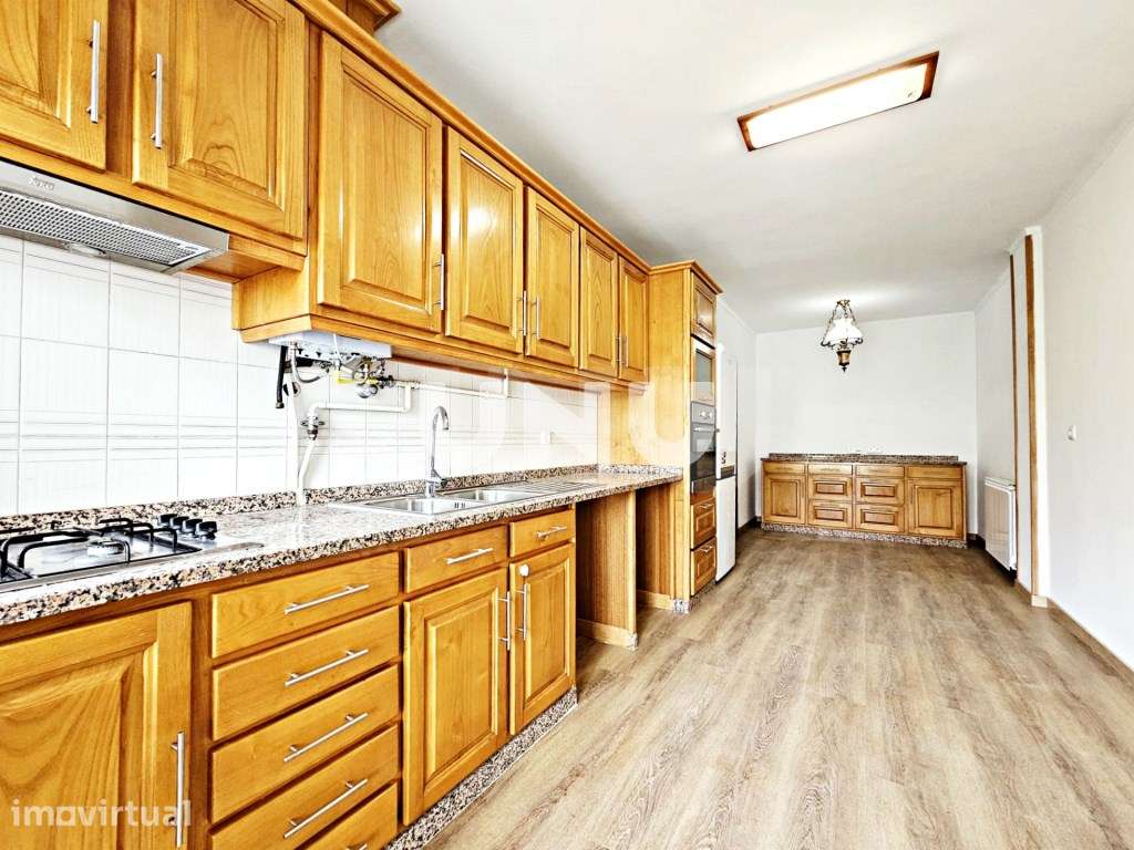 Apartamento T2 - A 2 minutos do centro da cidade de Viseu - Grande imagem: 4/17