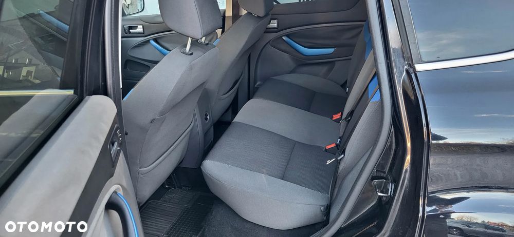 Ford Kuga 2.0 TDCi 4x4 Trend - 18