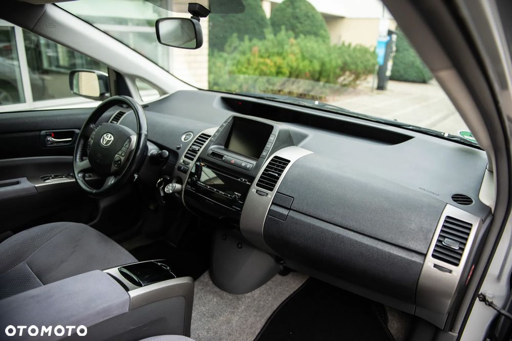 Toyota Prius 1.5 VVT-i Prestige - 23