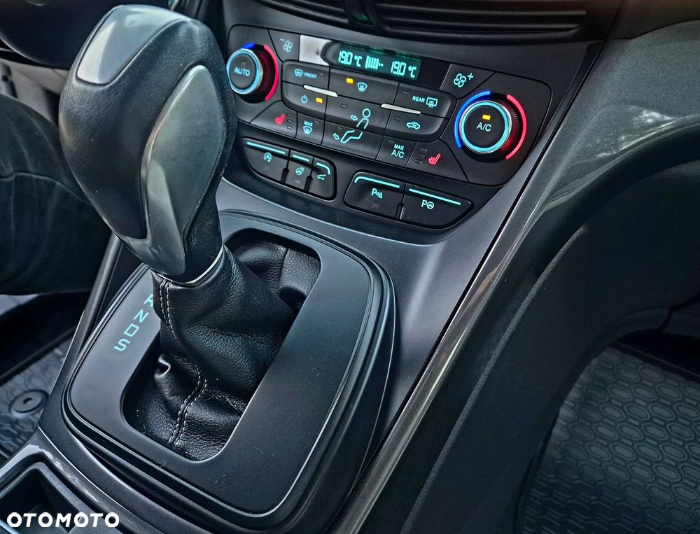 Ford Kuga 2.0 TDCi 4x4 Vignale - 20