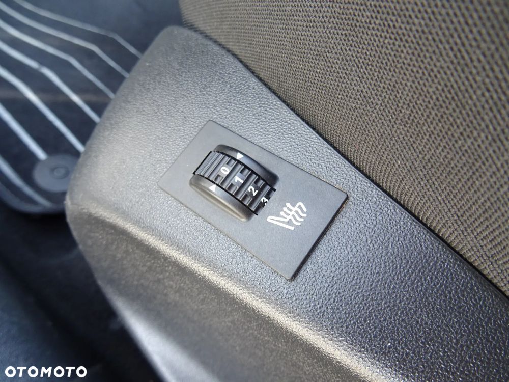 Peugeot 2008 e-HDi FAP 115 STOP & START Allure - 27