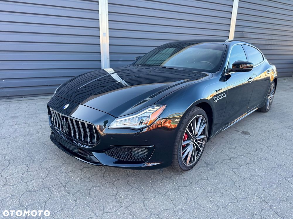 Maserati Quattroporte Modena - 6