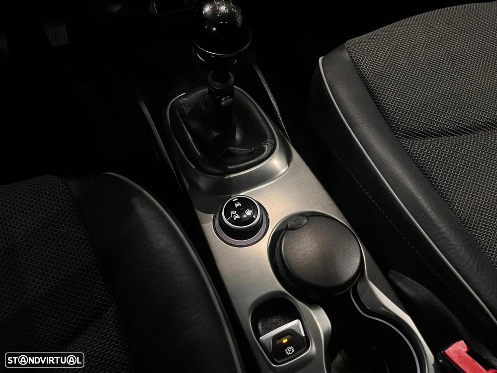 Fiat 500X 1.6 MJ City Cross J18 S&S - 16