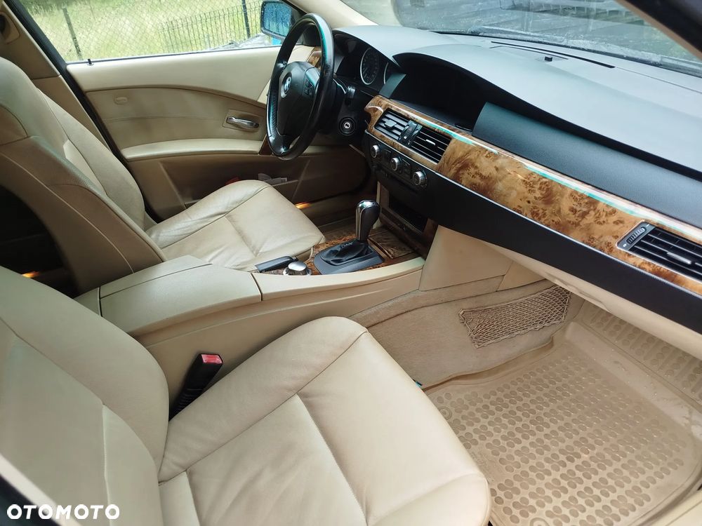 BMW Seria 5 535d Touring - 8