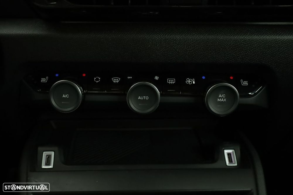 Citroën C4 1.2 PureTech Plus EAT8 - 12