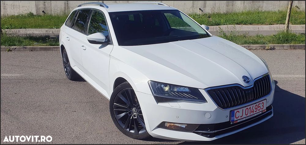 Skoda Superb 2.0 TDI DSG Laurin & Klement - 1
