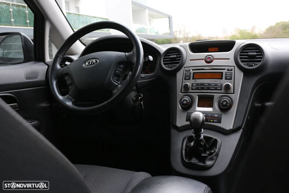 Kia Carens 2.0 CRDi Mood - 24