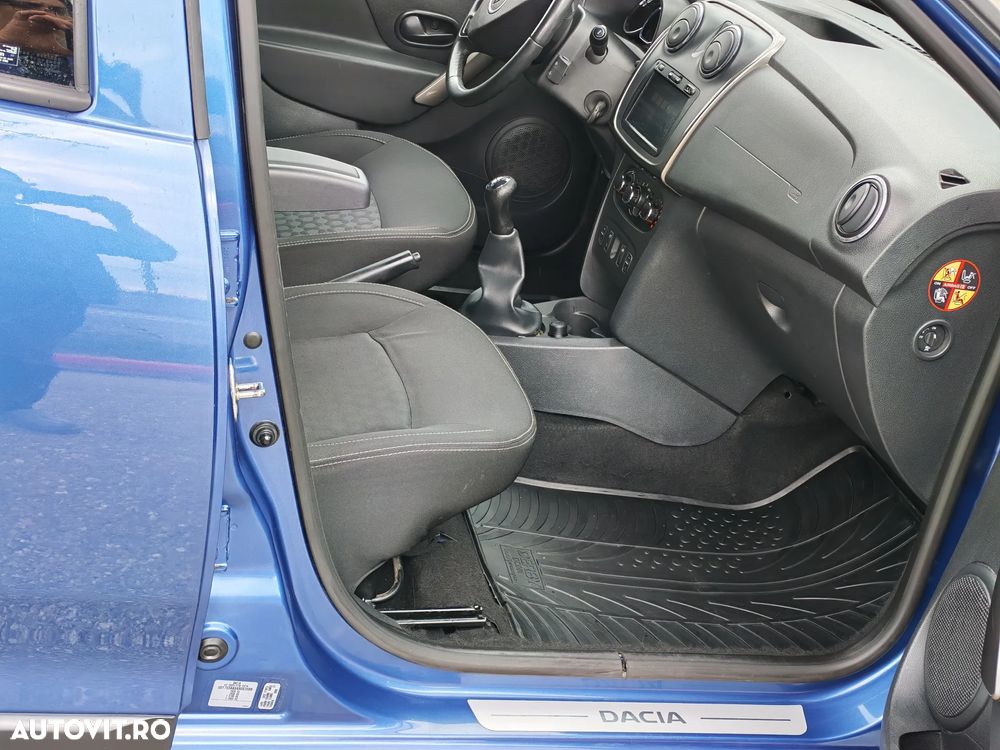 Dacia Logan TCe 90 Prestige - 17