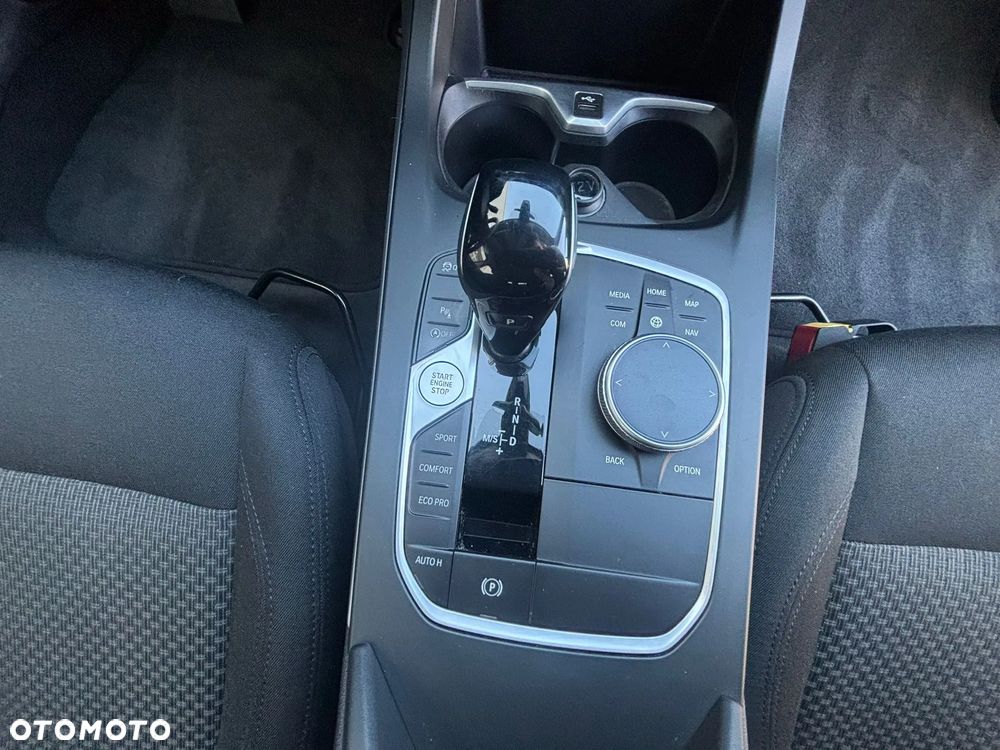 BMW Seria 1 118i Advantage - 6