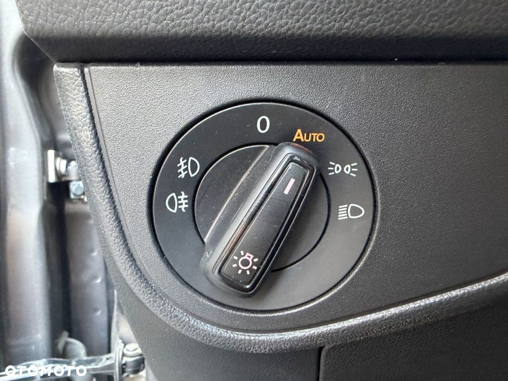Volkswagen Polo 1.0 TSI DSG Highline - 27