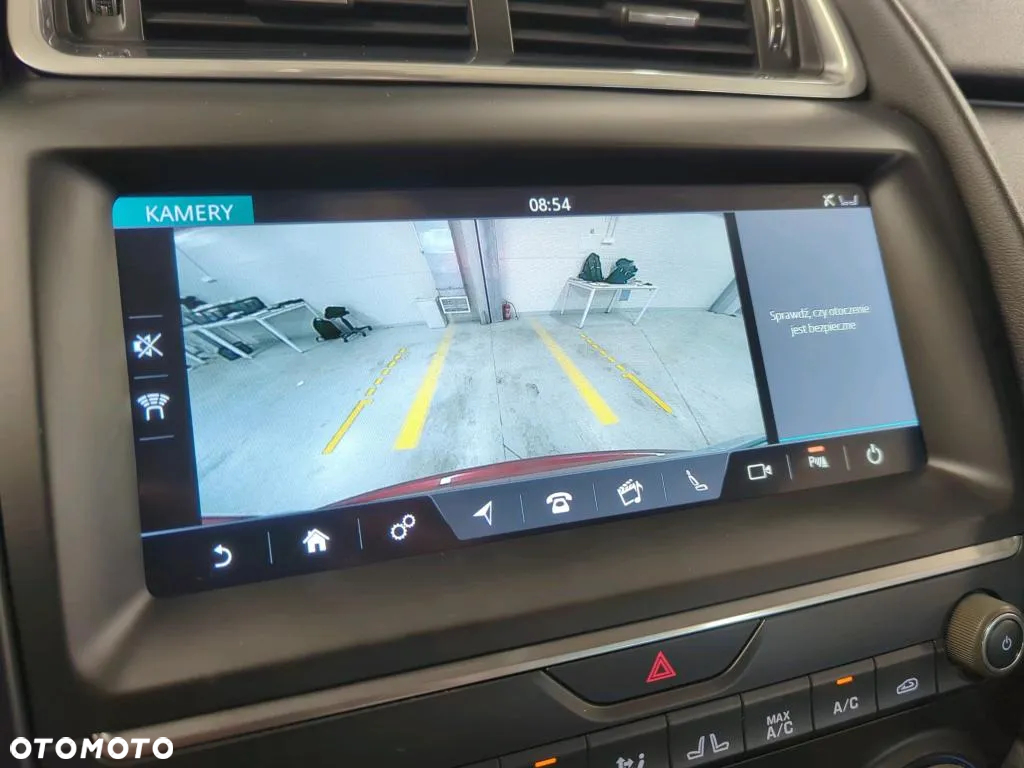 Jaguar E-Pace 2.0 i4P AWD S - 8