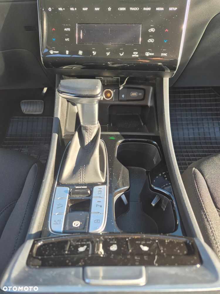 Hyundai Tucson - 11