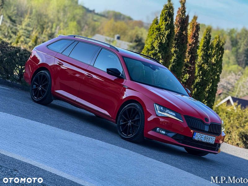 Skoda Superb 2.0 TDI Sportline - 28