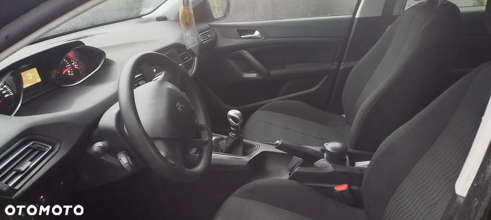Peugeot 308 - 7
