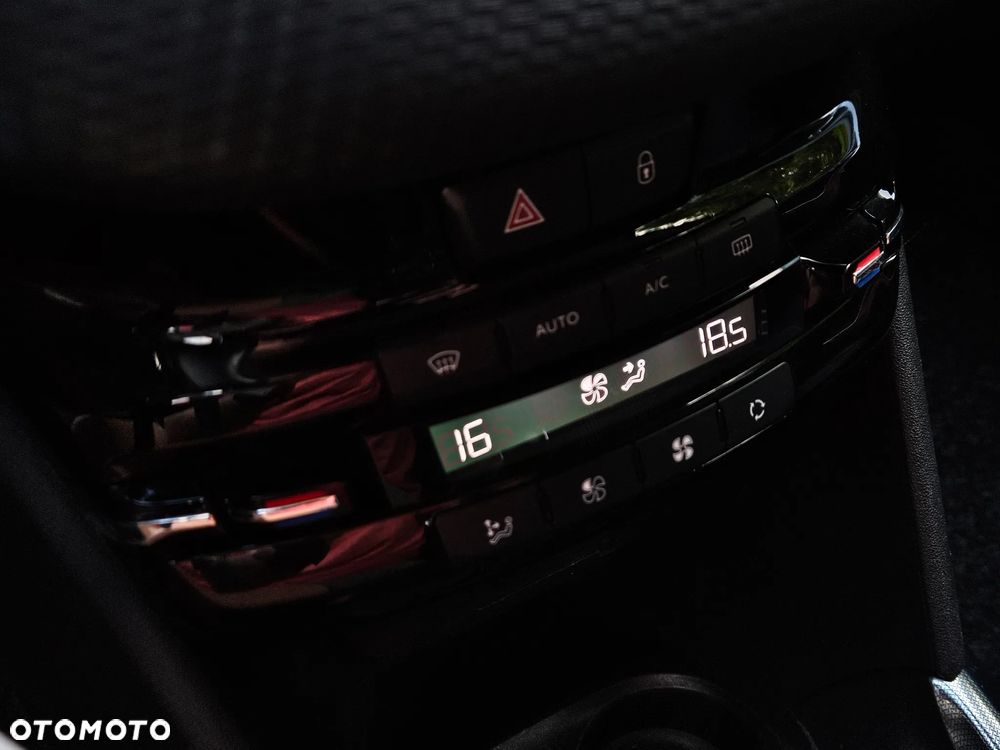 Peugeot 2008 120 VTI Allure - 30