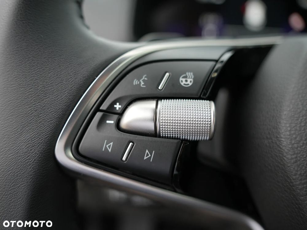 Skoda Karoq 1.5 TSI ACT Drive DSG - 28
