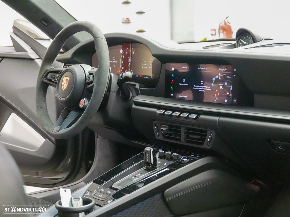 Porsche 911 (992) - 33