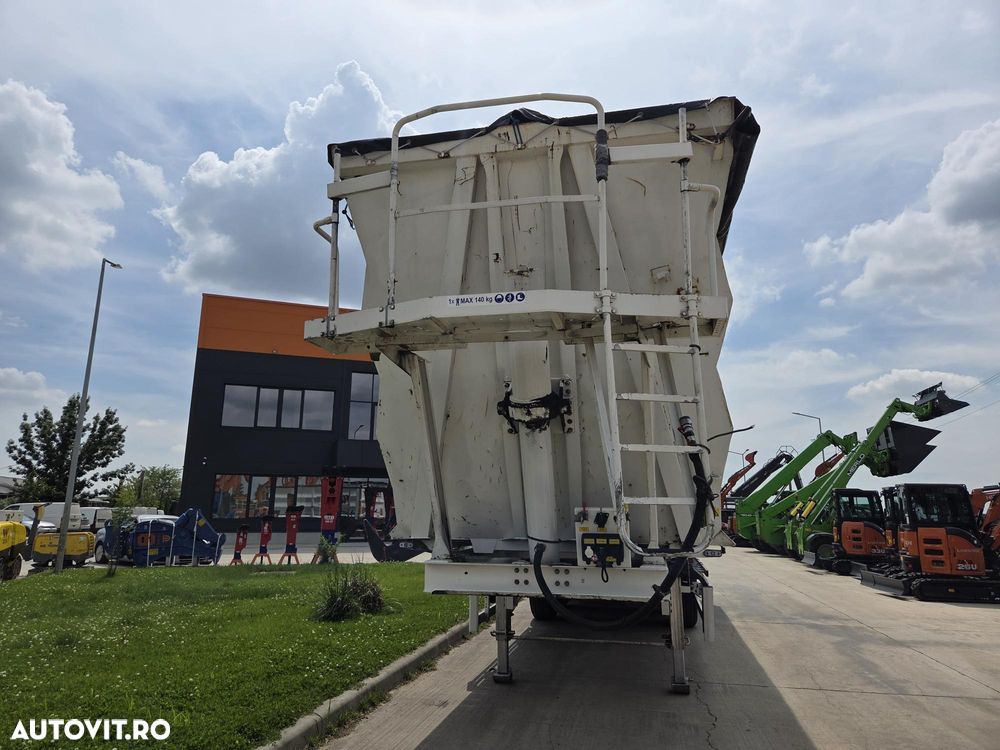 Stas 68m3, 2018, jante aluminiu, rulata in Germania, usi spate, prelata, scena vizitare, scena vizitare, picioare sprijin, posibilitate leasing 2 ani, carte identitate RAR, posibilitate leasing 2 ani-PROMOTIE 35.900 EUR+Tva - 32