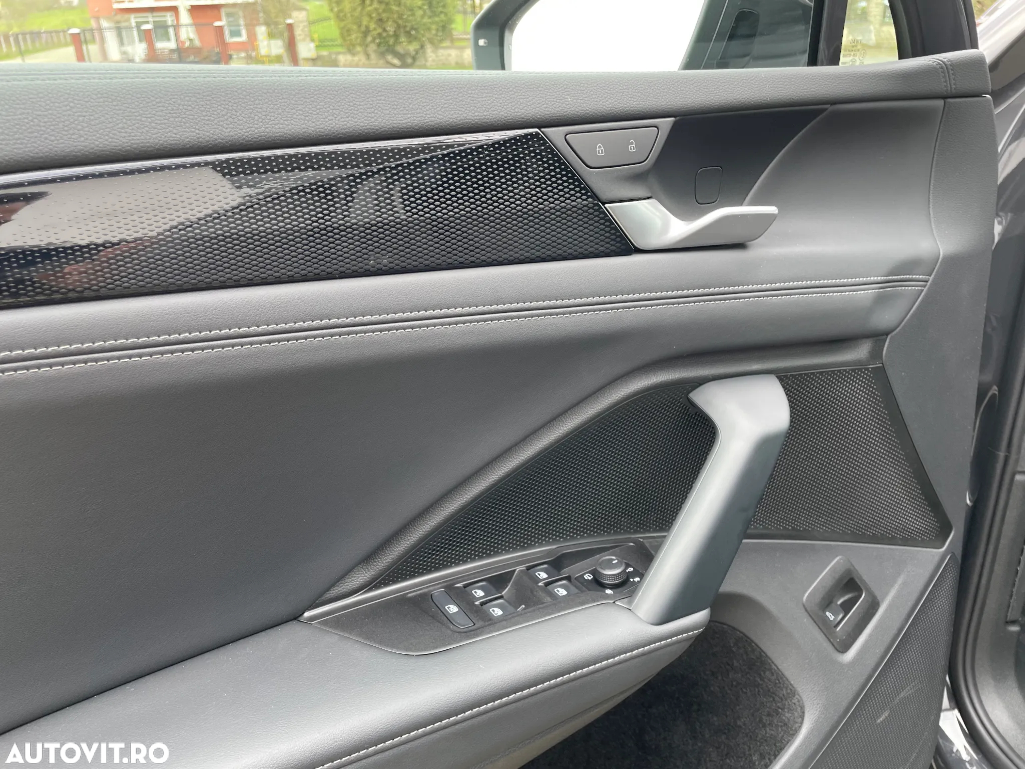 Volkswagen Tayron 1.5 eTSI DSG MHEV Life - 9