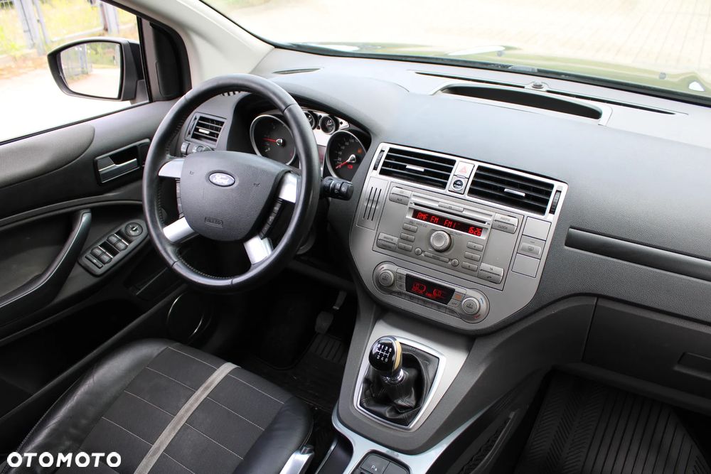 Ford Kuga - 15